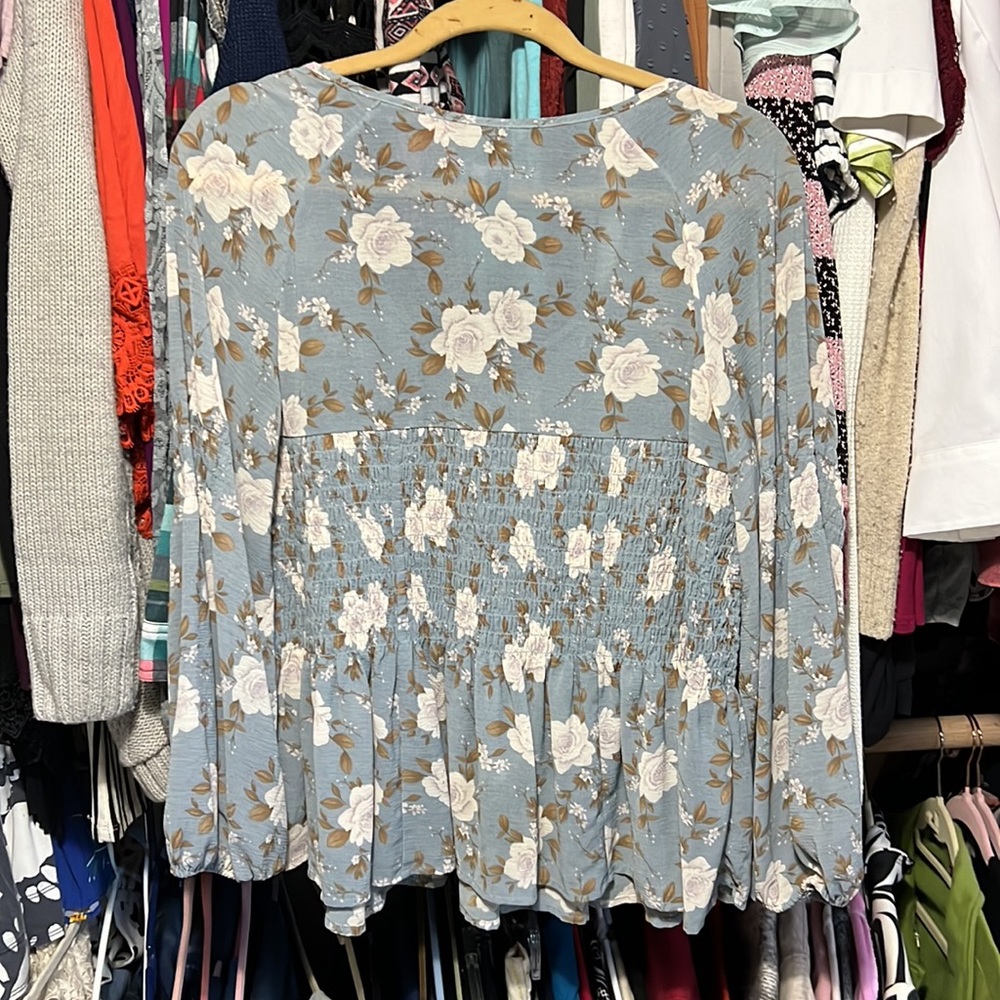Blouse - Picture 2 of 2